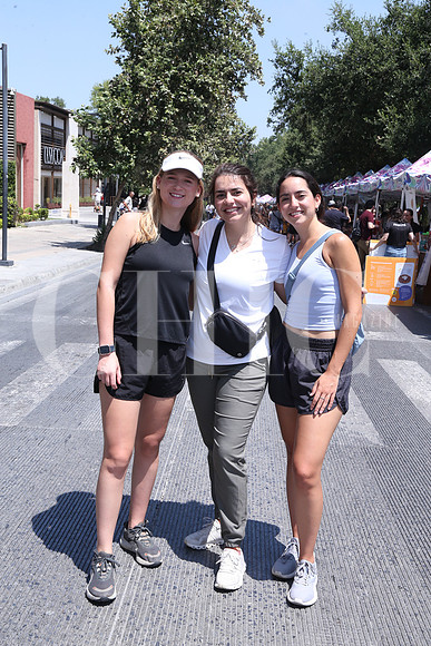Ana Paula Vejar, Gaby Valdes y Caro Polo 0