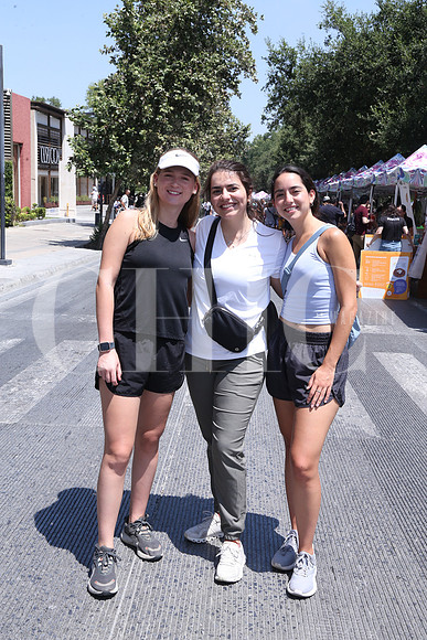 Ana Paula Vejar, Gaby Valdes y Caro Polo 1