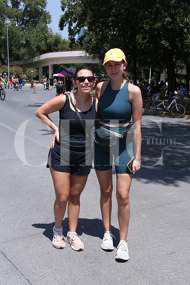 Elisa Vázquez y Gabriela Campos 0