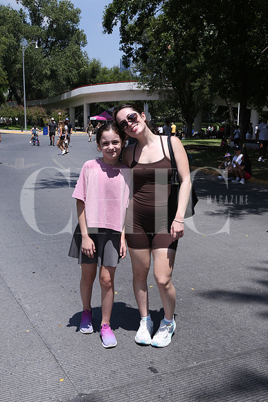 Viviana Garcia y Juliana García 1