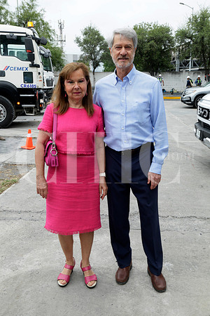 Lorena Sada de Garza y Adrían Garza (2)