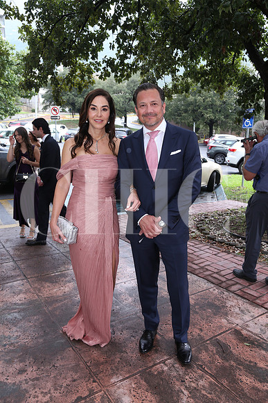 Gabriela de Navarro y Marco Navarro 0