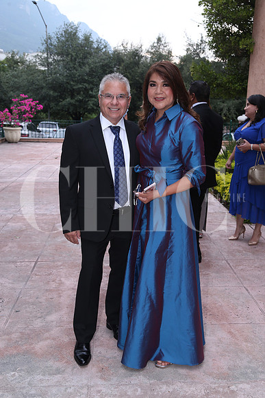 Héctor Carrasco y Brenda Lara 0