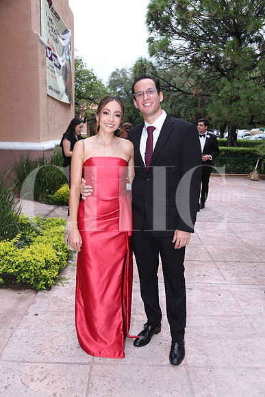 Laura Madrigal y Pablo Quihi0