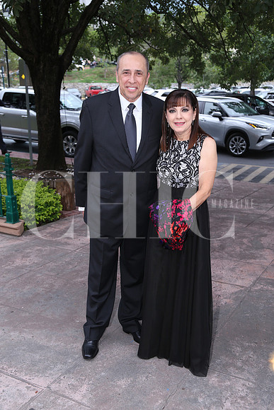 Jorge Treviño y Yira Garza 0