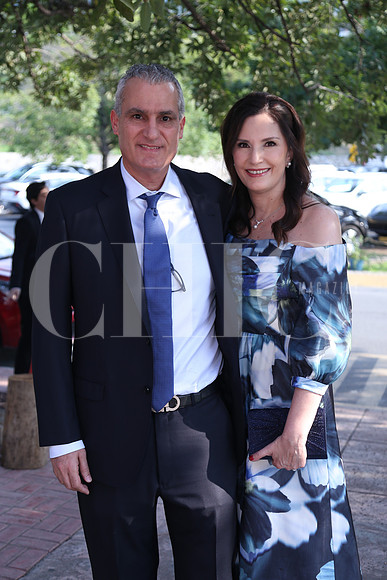 Fernando Andonie y Gaby de Andonie 0