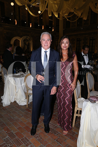 Victor Almaguer y Susana Almaguer 0