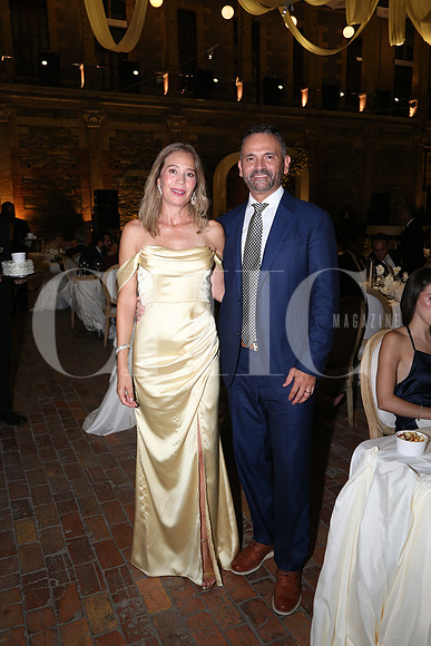Cristy Morales de Navarro y Rafael Navarro 1