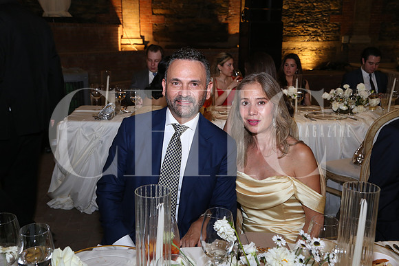 Rafael Navarro y Cristy Morales de Navarro 0