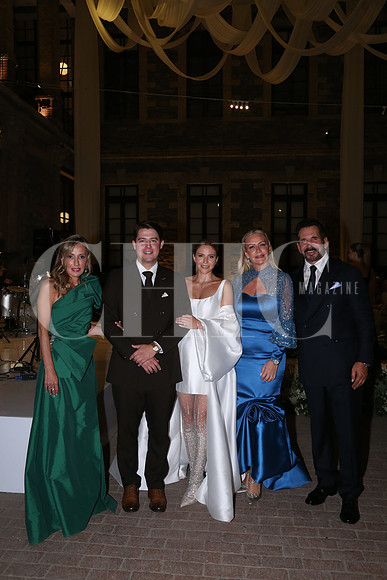 Alejandra Irigoyen, Diego Carenas, Dany Barona, Lizeth Suárez de Barona y Carlos Baron ( PAPÁS DE LOS NOVIOS) 0