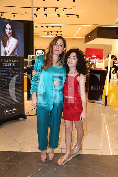 Deborah Pierce y Natalia Lozano 0