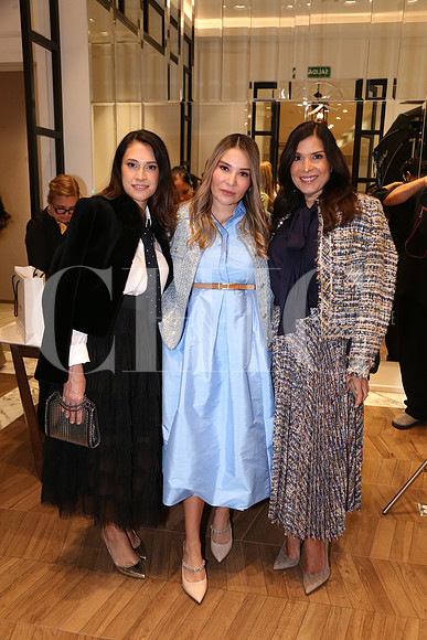 Ana Sofia Ayala, Ale Yllán y Lorenia Canavati 1