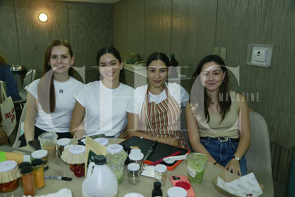 Viviana Cantú, María José Quintanilla, María José Bravo y Samira Santos (2)