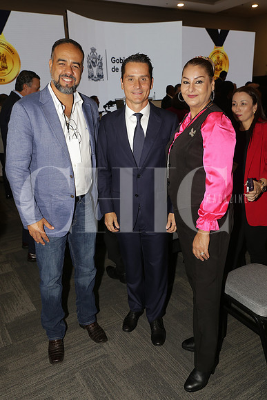 Aldo Castellanos, Fernando Margain Sada, Maribel Hinojosa y Lizette Leal 3
