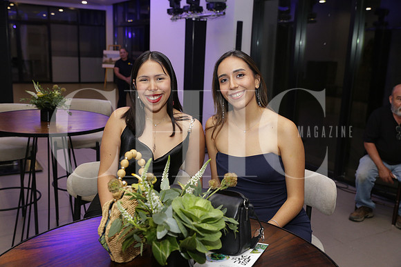 Daniela Manriquez y Estefany Villalobos 4