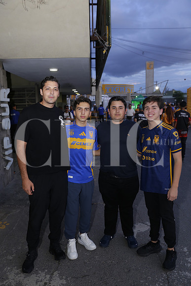 Santiago Ortega, Juan Pablo Mendez, Juan Pablo Caballero y Sebastian Mendez 1
