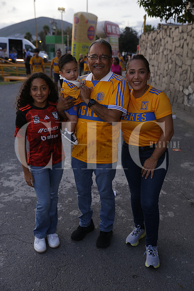 Valeria Mijes, Andrés Mijes, Andrés Mijes y Jessica Mijes 1