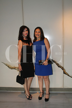María Estela Elizondo de Santos y Adriana García de Garza