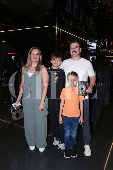 Abril Martínez, Chema Urrutia, Chema Urrutia y Santiago Urrutia 1