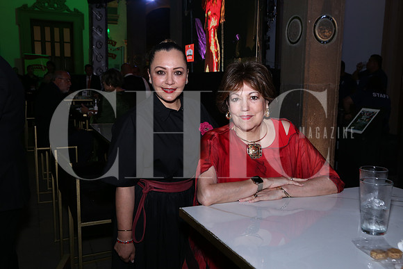 Ana María López y Sofia Leticia Morales 1