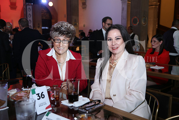 Sonia Alejandrina y Miriam López
