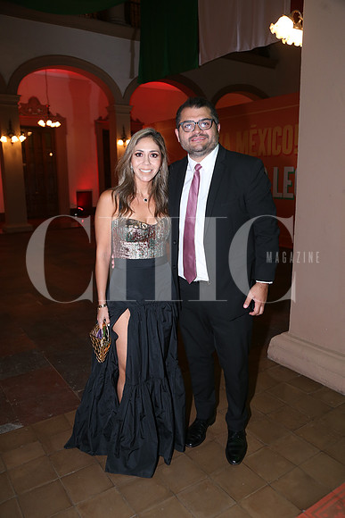 Paulina Guerra y Jorge Flores1