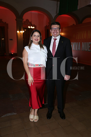 Alejandra Flores y Baltazar Martínez 1