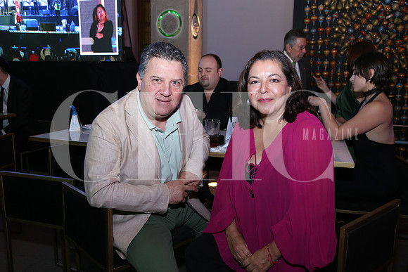 Jesús Sánchez y Gloria Bazan1