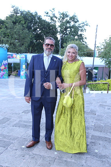 Alejandro Garza y Myrna de Garza 0