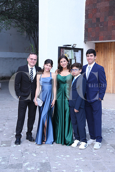 Gabriel Rodríguez, Lucy Rodríguez, Marcela García, Pablo Rodríguez y Diego Rodríguez