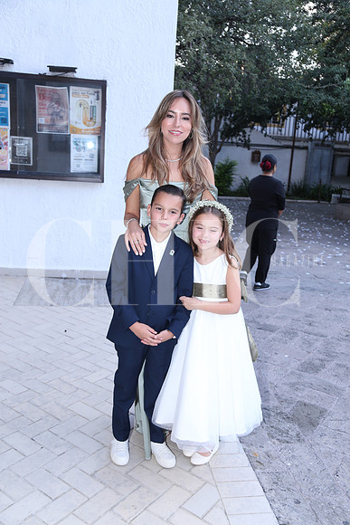Claudia Reyna, Rodrigo Putz y Claudia Putz 0