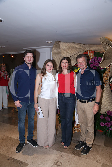 Hernán Garza, Catalina Garza, Catalina Carrillo de Garza y Ricardo Garza 0