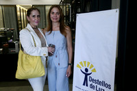 Viviana Zambrano y Emely Assad (2)