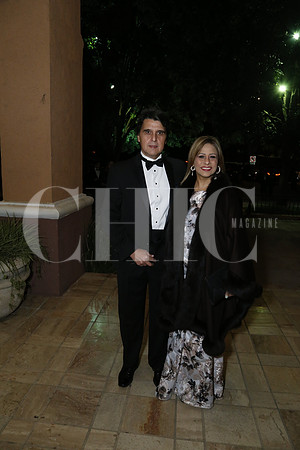 Óscar Olivares  y Aracely Treviño de Olivares