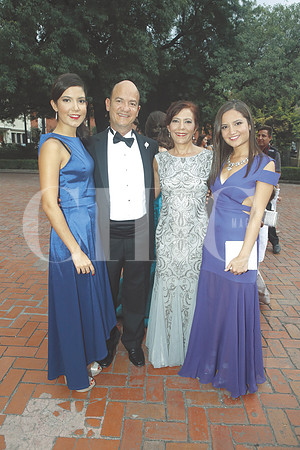 Paloma Albo, Edgar Albo, Maga Domene y Macarena Albo