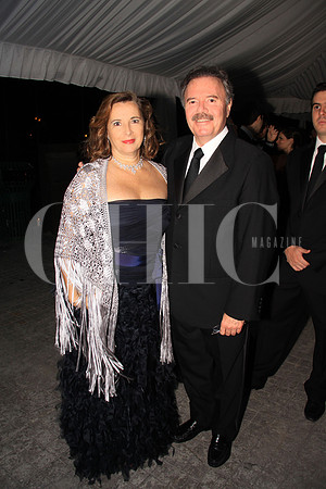 Sara Pérez de Salazar de Cantú y Eloy Cantú