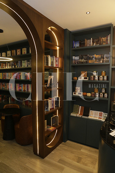 Bookshop n Coffee 8