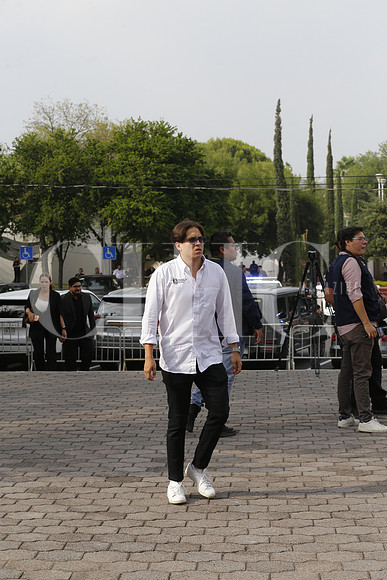 Alan Bezares