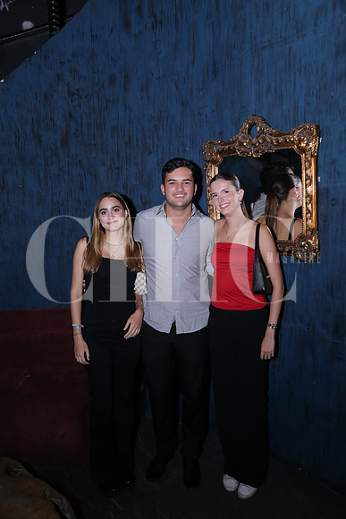 Loreta Pérez, Jesus Zambrano y Daniela Pérez 0