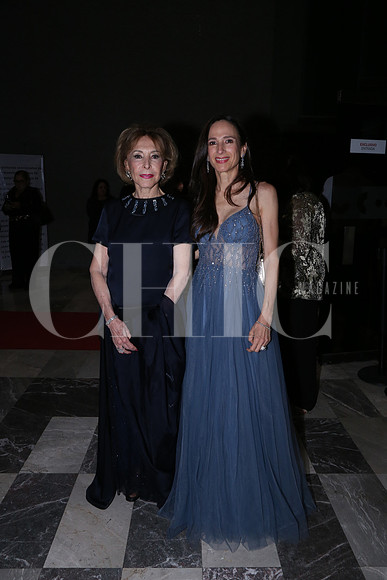 Adriana Santos y Yolanda Garza Santos 1