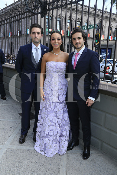 Juan Garza de León, Eugenia Garza De León y José Sassón (2)