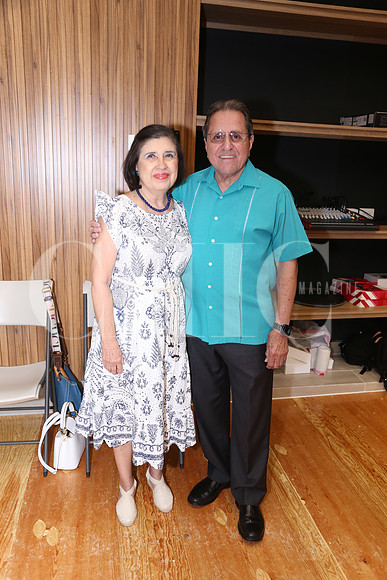 Maria Guadalupe Cantú de Villegas y José Felipe Villegas 1
