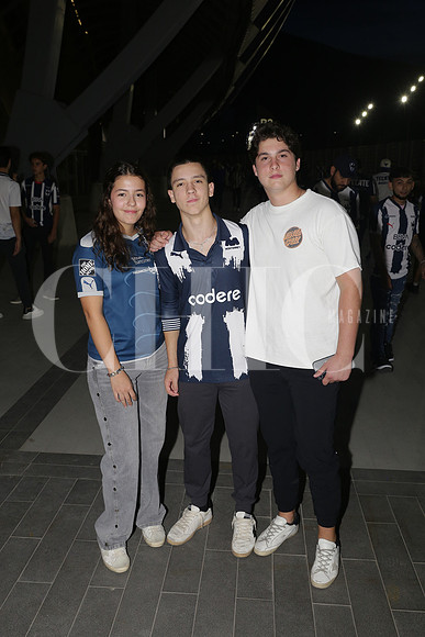 Kiara Guidi, Juan Carlos Maldonado y Rafael Limon 2