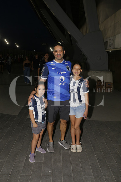 Isabella Zazueta, Jimena Zazueta y Josue Zazueta 1