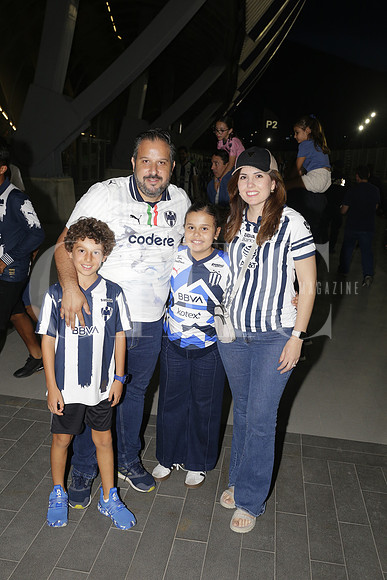 Arturo Maldonado, aLejandro Maldonado, Sibila Maldonado y Sibila Garza 2