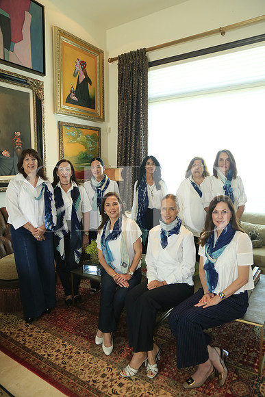 Adriana Cantú, Lourdes Suárez, Sandra González, Ana Roesh, Silvia Barba, Isabel Roenes, Lorena Medellin, Gina Zertuche y Laura Garza (2)