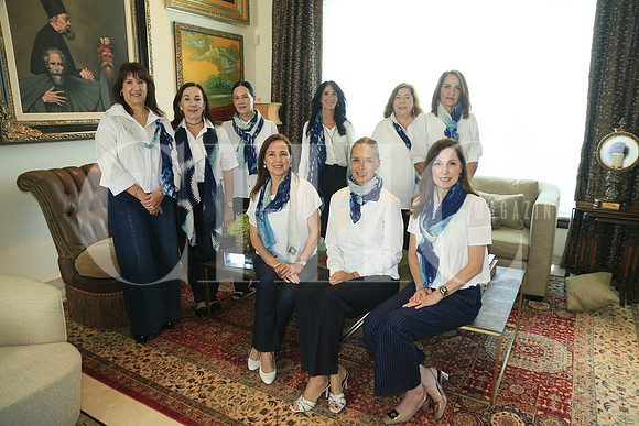 Adriana Cantú, Lourdes Suárez, Sandra González, Ana Roesh, Silvia Barba, Isabel Roenes, Lorena Medellin, Gina Zertuche y Laura Garza