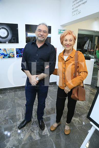 Francisco Martínez y Silvia Escamilla de Carrillo (2)