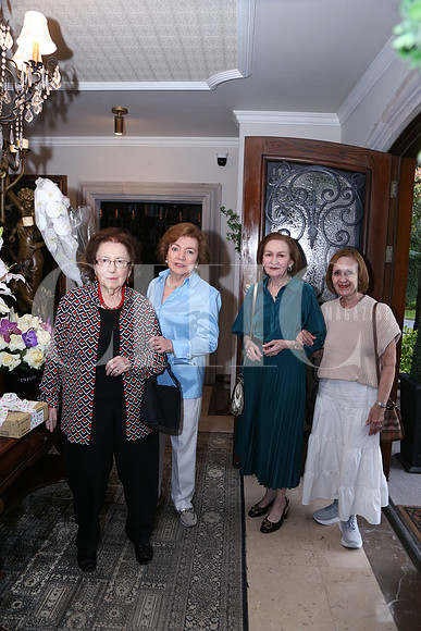 Blanca Rosa González de Zertuhe, Josefina de Doenher, María Garza de Blanco y Beatriz Amores1