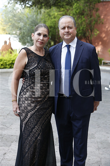 Angélica Rodríguez de Santillán y Juan Santillán